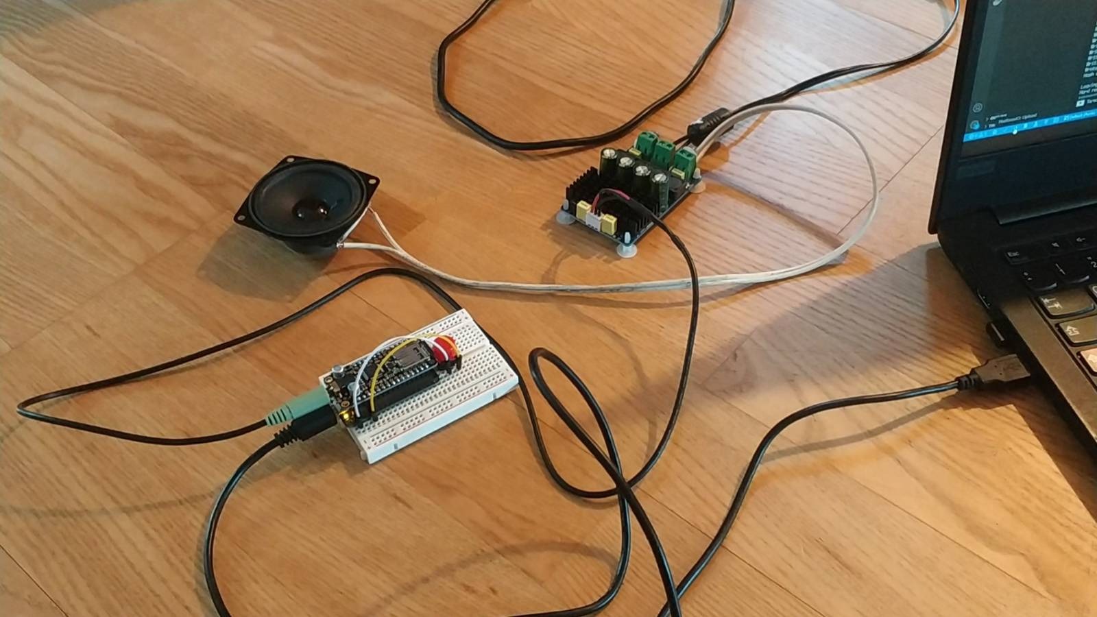 First audio test with the FeatherWing and Amplifier